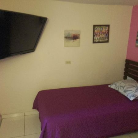 Comfort Home Escalon ซานซัลวาดอร์ ภายนอก รูปภาพ